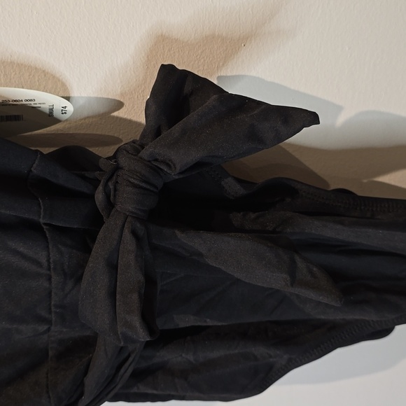 Mynah - Stylish Black One Piece Swimsuit with Tie​​ - Picture 4 of 12